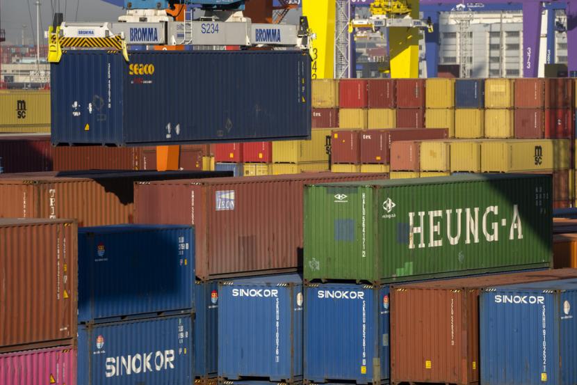 Impor Alat Tulis dan Perlengkapan Kantor dari China Jadi Peluang Bisnis Anda