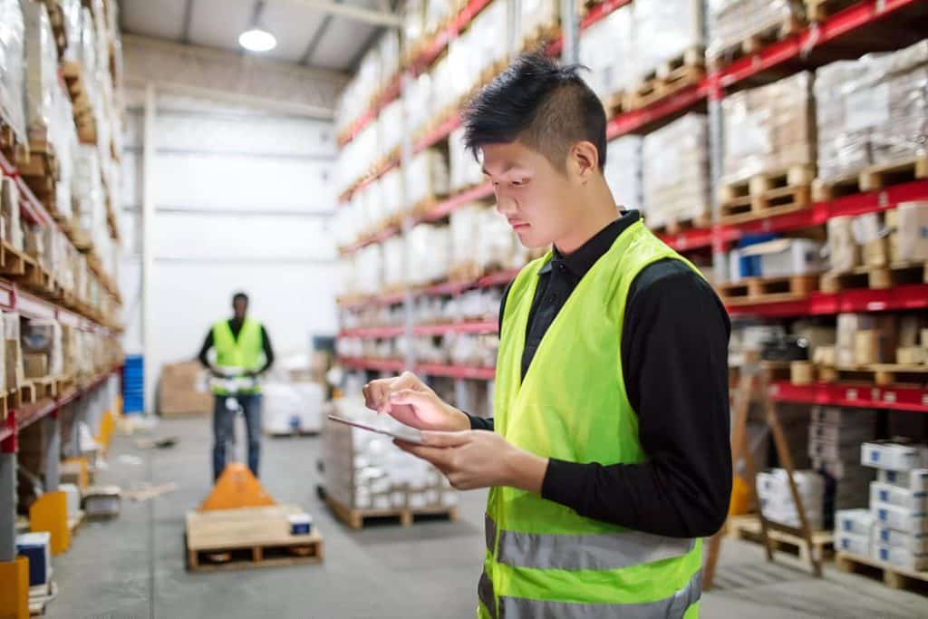 Rahasia Negosiasi MOQ Rendah dengan Supplier China untuk Pebisnis Modal Terbatas