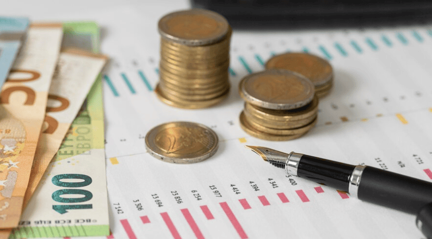 Tips Cerdas Mengurangi Risiko Fluktuasi Kurs Yuan